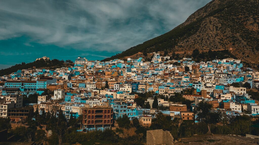 sergio kian 2m2q1srdnb4 unsplash